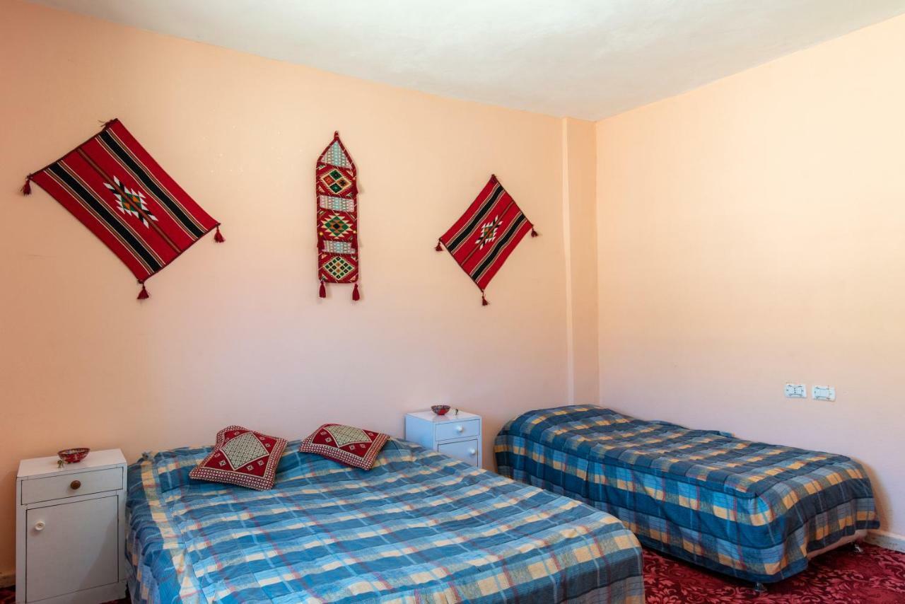 Bedouin Pink Ecohouse Bed & Breakfast Wadi Musa Exterior photo