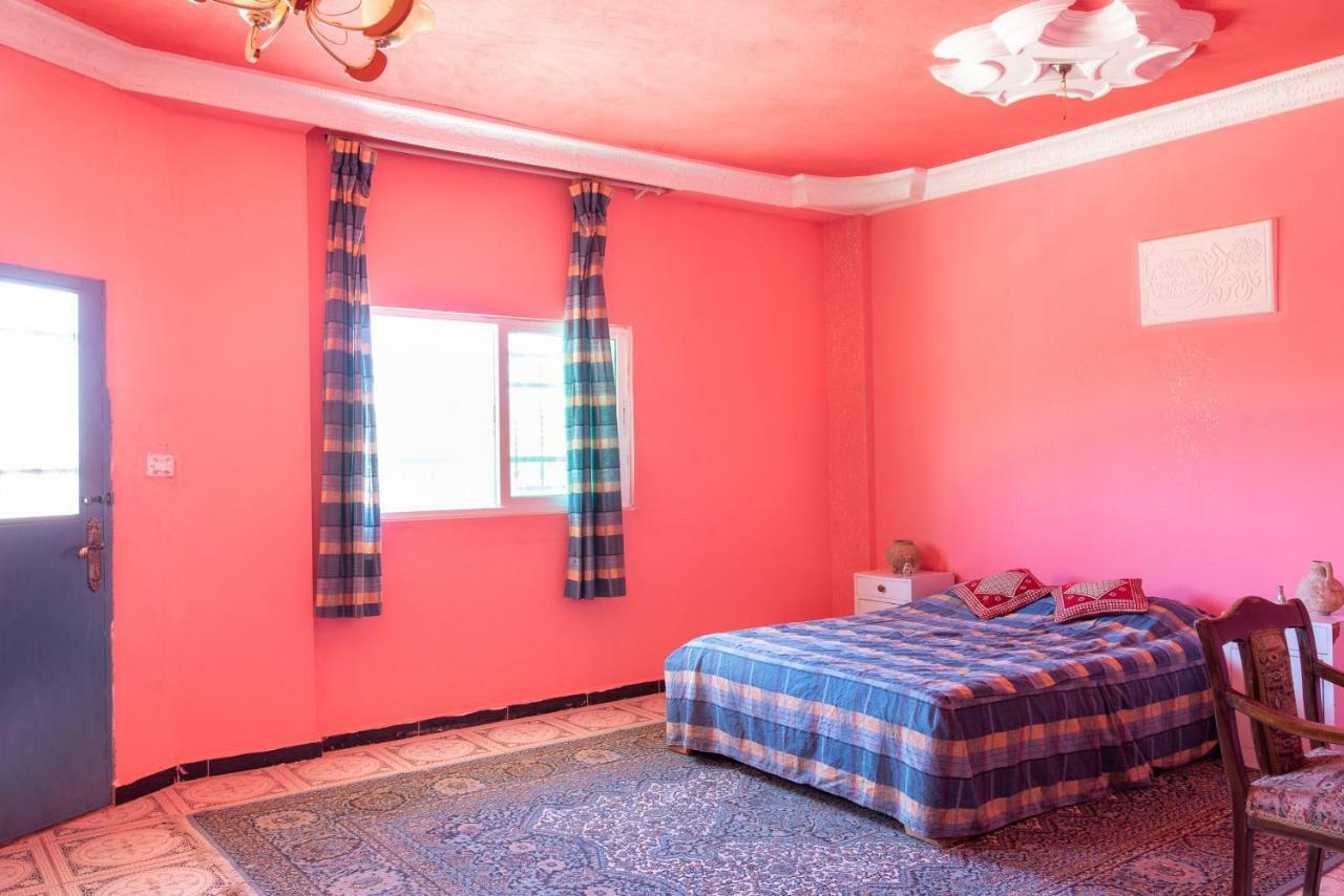 Bedouin Pink Ecohouse Bed & Breakfast Wadi Musa Exterior photo